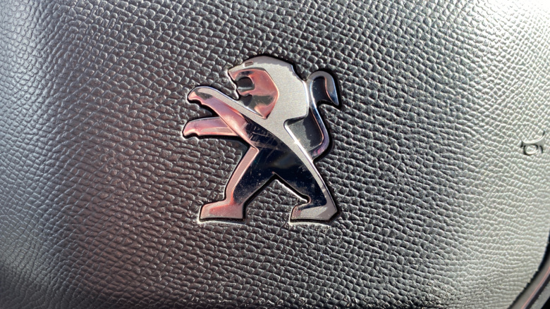 Peugeot 3008 1.5 BlueHDi Allure Premium 5dr EAT8 Diesel Estate